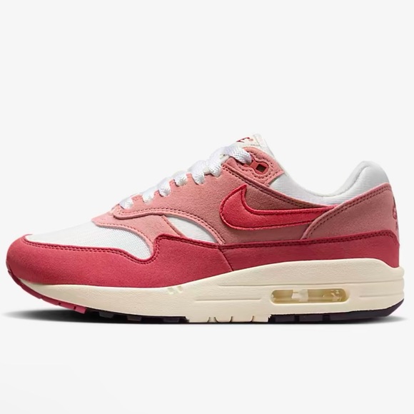 Nike WMNS Air Max 1 Sail/Red Stardust/Coconut
Milk/Cedar
Shoes
Style DZ2628-103 - Picture 2 of 16